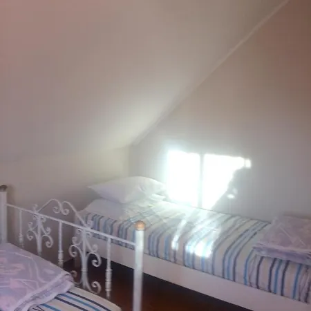 With 2 Bedrooms In πεpαία With Wifi Peraía